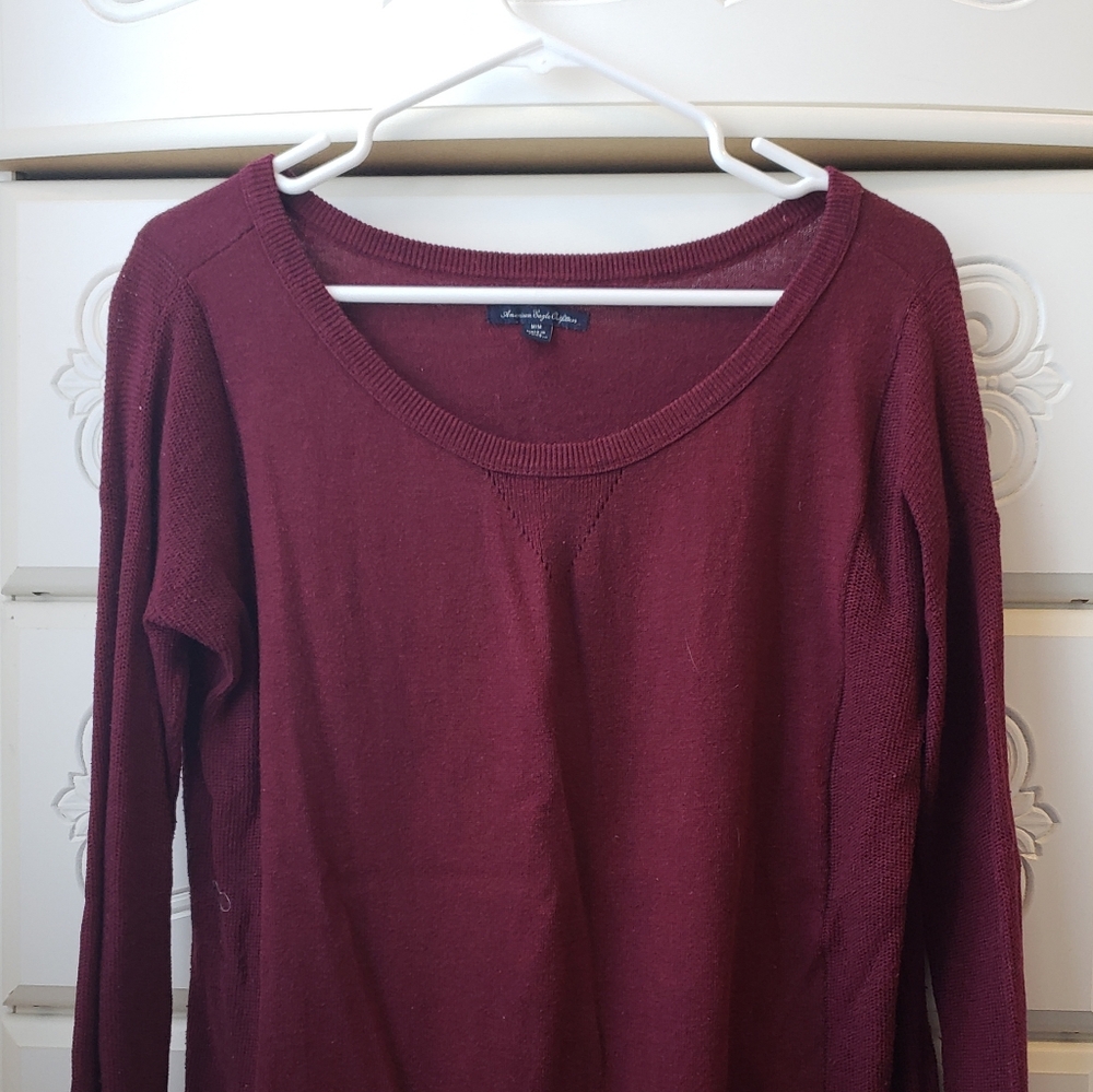 Marroon scoop neck sweater